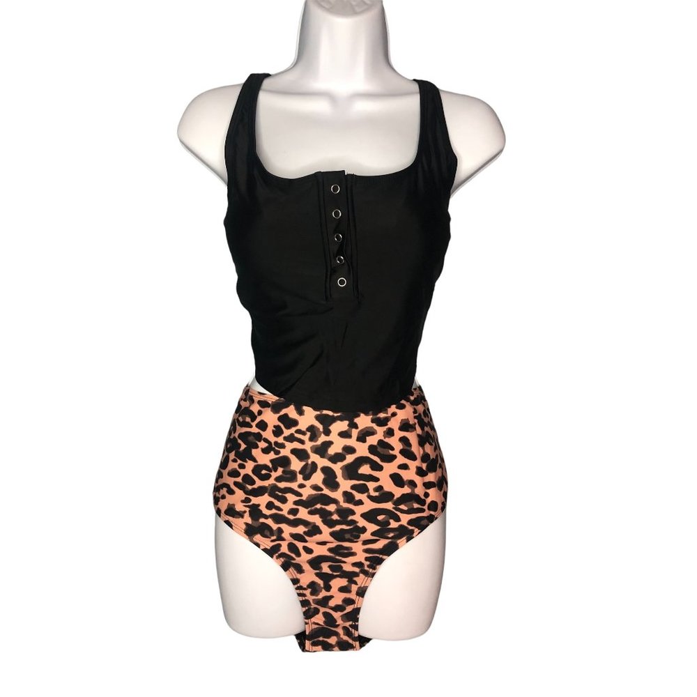 NWOT Cheetah print two piece swimsuit large